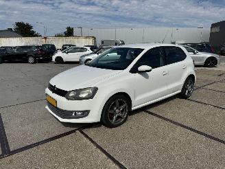 damaged passenger cars Volkswagen Polo 1.2 Easy line 2011/3