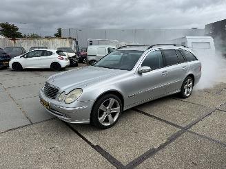 uszkodzony samochody osobowe Mercedes E-klasse 240 Combi 2003/4