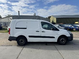 Peugeot Partner 1.6 HDI L2 H1 picture 17