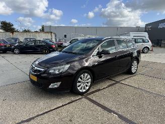 uszkodzony samochody osobowe Opel Astra 1.7 CDTI  Sports Tourer 2012/9