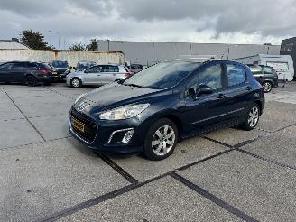 skadebil auto Peugeot 308 1.6 VTI Active 2012/2