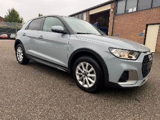 Damaged car Audi A1 Citycarver 1.0 TFSI 95PK PDC Virtual NAVI 2021/6
