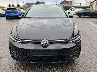 Auto incidentate Volkswagen Golf 8.5 Variant 1.5 eTSI 110 kW R-Line NEDERLANDSE KENTEKEN 2025/5
