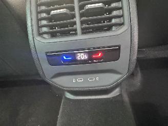 Cupra Leon Cupra Leon Pano Kuipstoelen sfeer verlichting picture 27