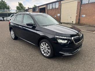 Unfallwagen Skoda Kamiq Ambition Pano Automaat Stoelverwarming 2024/6