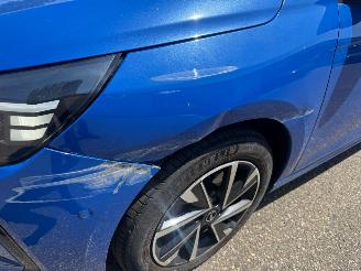 Opel Corsa GS LINE 130PK PANO AUTOMAAT Rijbare schade picture 7