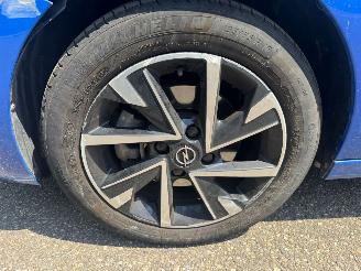 Opel Corsa GS LINE 130PK PANO AUTOMAAT Rijbare schade picture 11