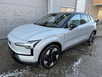 Schadeauto Volvo EX30 EX30 Extended Range Ultra Panorama voll  Rijdbaar 2024/9