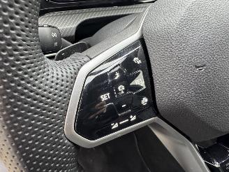 Volkswagen Golf TSIe Hybrid R-line 110 KW picture 13