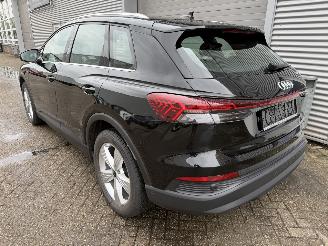 Audi Q4 Audi Q4 e-tron 35 e-tron Pano Leder picture 2