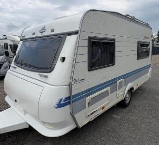 krockskadad bil caravan Hobby  440 SF + Voortent en luifel 2002/6