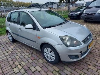 Avarii autoturisme Ford Fiesta 5 deurs + Apk 2006/4