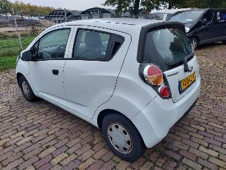 Chevrolet Spark GERESERVEERD  1.0 4 cilinder LPG 5 deurs picture 4