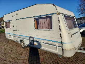 Knaus  Azur 490 + Mover en Voortent 1992/3