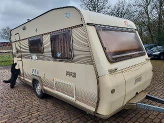skadebil caravan Tabbert  445 1994/4