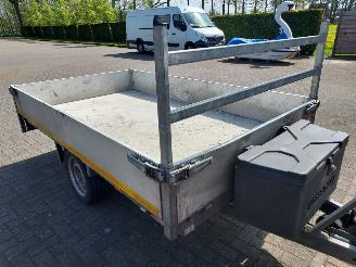 Schade aanhangwagen Eduard  TA 1 CH 2700 kilo 2014/6