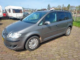 damaged passenger cars Volkswagen Touran AUTOMAAT  1.4 TSI Optive 2007/12