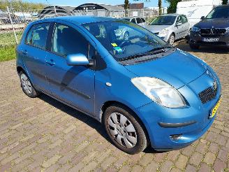 Unfallwagen Toyota Yaris AUTOMAAT 1.3 VVti  5deurs + Apk 2007/4