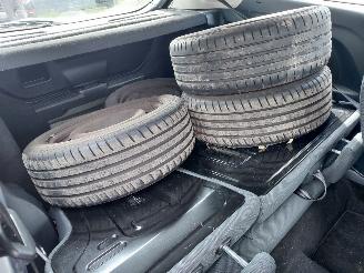 Ford Fiesta 1.3i Airco + Apk picture 9