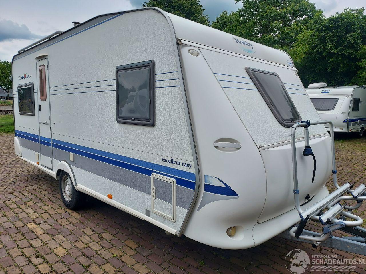 Hobby  Excellent 495 UFE Tent en luifel