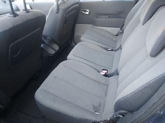 Renault Scenic 1.6 picture 10
