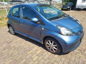 Coche accidentado Toyota Aygo 5 deurs 2009/2