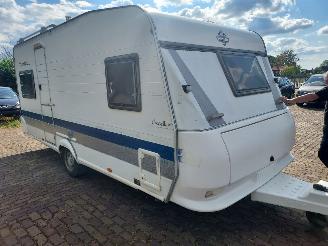 damaged caravans Hobby  495 UFE Mover en nieuwe voortent 2002/3