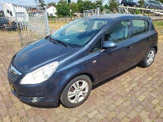 Opel Corsa 1.4i  5 deurs + apk picture 2