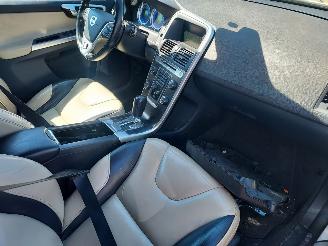 Volvo Xc-60 GERESERVEERD  2.0 Benzine AUTOMAAT picture 5