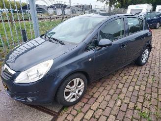 Unfallwagen Opel Corsa 1.4 Enjoy  5 deurs 2009/10
