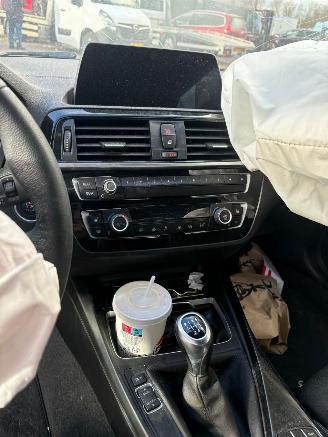 BMW 1-serie 118i picture 7