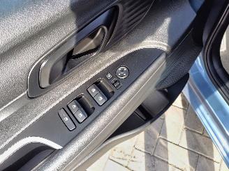 Hyundai I-20 style 73  kw turbo automaat picture 12