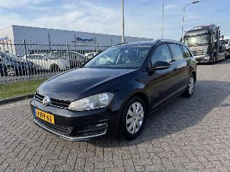 damaged passenger cars Volkswagen Golf 1.2 TSI Highline Navi - Clima 2015/1