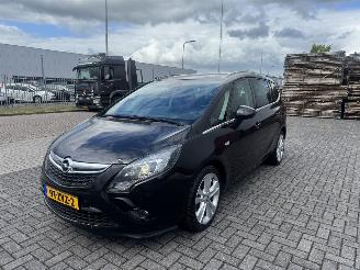 Voiture accidenté Opel Zafira Tourer 1.7 Cosmo 7Persoons 2013/2