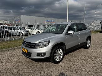 Schadeauto Volkswagen Tiguan 1.4 TSI 90Kw Clima - Navi 2012/1