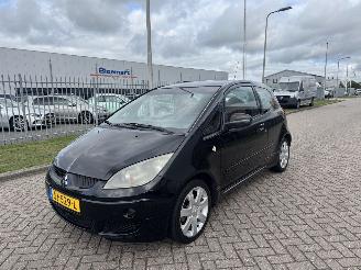 Schadeauto Mitsubishi Colt 1.3 70kw AIRCO 2006/1