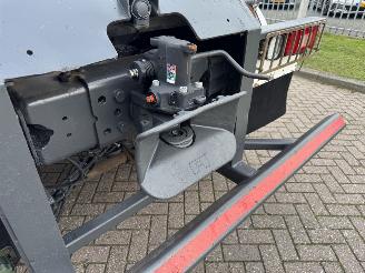 Volvo FM 8x2 Haakarm picture 9