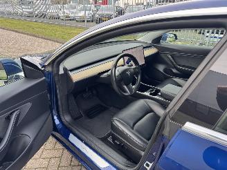 Tesla Model 3  picture 10