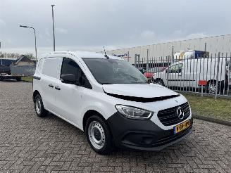 uszkodzony samochody ciężarowe Mercedes Citan 108 CDI 2024/11