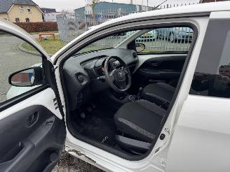 Toyota Aygo 1.0 VVT-i 51Kw AIRCO picture 9