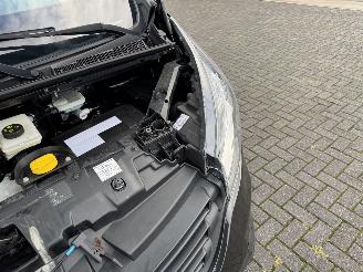 Renault Trafic 1.6 DCI  70KW AIRCO NAVI Euro6 picture 10