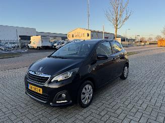 damaged passenger cars Peugeot 108 1.0 53kw AIRCO 2018/6