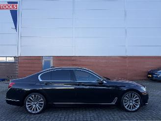 skadebil auto BMW 7-serie 740d xDrive High EXE 2016/6