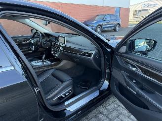 BMW 7-serie 740d xDrive High EXE picture 31