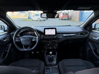 Ford Focus 2.0 110Kw ST Line picture 15