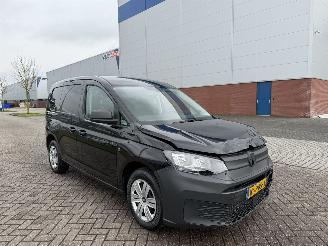 krockskadad bil bedrijf Volkswagen Caddy 2.0 TDI 2022/1
