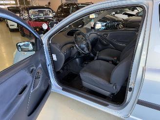 Toyota Yaris 1.0 VVT-i picture 11