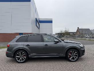 Vaurioauto  passenger cars Audi Q7 55 TFSI e Quattro 2021/5