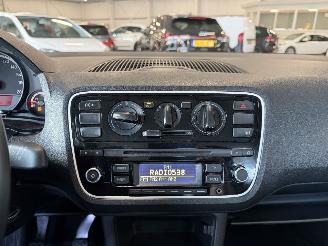 Volkswagen Up! 1.0 44Kw AIRCO picture 12