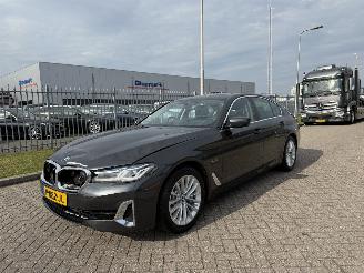 BMW 5-serie 520e Plug-In Hybrid picture 4